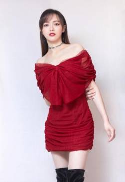 高清中国内地影视上海市女演员唐嫣性感美艳活动写真图片