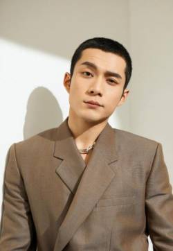 高清黑龙江省伊春男星韩东君COSMO时尚美丽盛典帅气写真图片