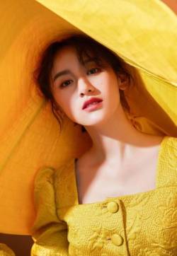 高清上海袁冰妍性感俏皮时尚写真图片
