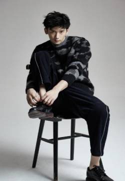 中国内地影视男演员刘芮麟酷帅写真图片