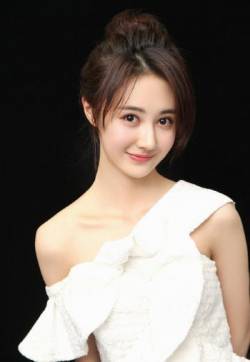马泽涵东方卫视跨年演唱会舞台图片