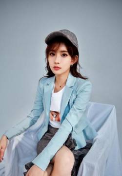 中国内地吉林长春女演员孟子义青春活力时尚写真图片