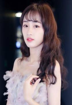 中国江苏南京,歌手、演员黄婷婷清新唯美自拍图片第张