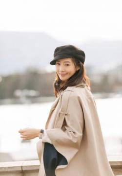 高清中国台湾影视女演员张钧甯休闲时尚街拍图片