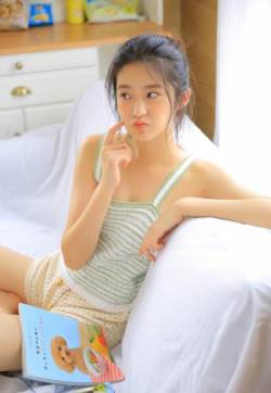 中国内地浙江慈溪女演员气质美女柴蔚大胆私房艺术照片