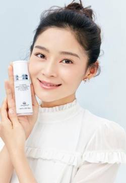 高清内地山东烟台女演员王媛可清丽脱俗代言写真图片