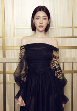 中国台湾流行乐女歌手、影视演员、平面模特郭雪芙时尚清爽写真图片
