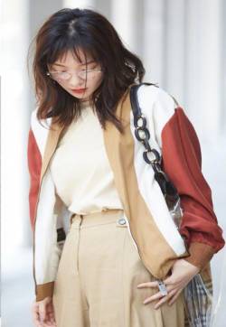 贵州女演员齐溪性感时尚街拍图片