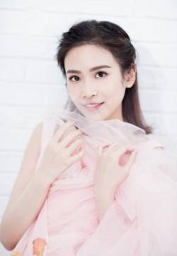 刘美彤图片 刘美彤性感杂志写真图片