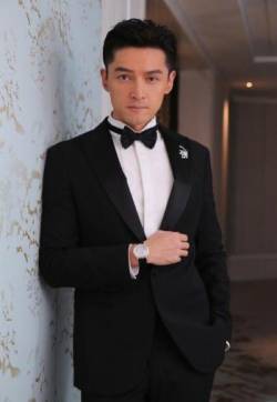 高清上海市徐汇男明显胡歌绅士风时尚帅气写真图片