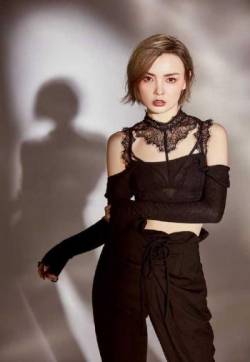 清北京性感美女赵宇彤妩媚性感写真图片
