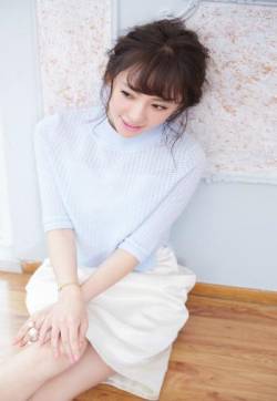 高清辽宁大连女明星刘萌萌甜美优雅写真图片