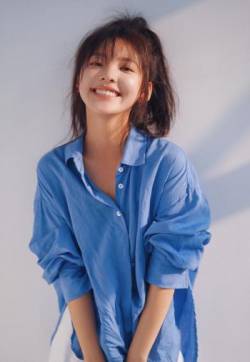 高清女明星模特宝藏女孩章若楠图片大全