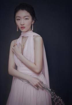 高清中国内地影视河北省石家庄女演员周冬雨性感时尚靓丽写真图片