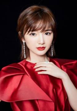 高清内地女星《歌手2019》许靖韵性感舞台照图片