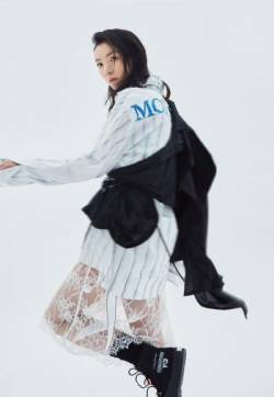贵州女演员齐溪美艳动人图片