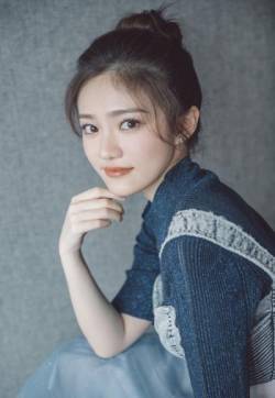 中国内地海市女演员汤梦佳甜美温婉活动写真图片