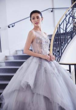 中国台湾影视女演员任容萱仙气养眼写真图片
