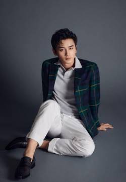 中国内地男演员陈晓成熟魅力时尚写真大片
