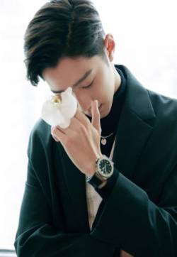 高清男明星赖冠霖轻熟气质写真图片