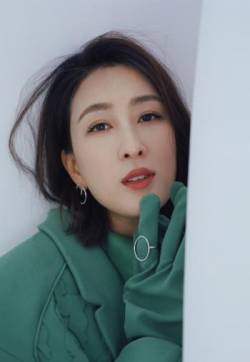 高清黑龙江省哈尔滨女演员马苏清新秀丽写真图片