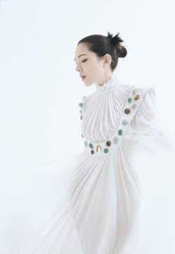 中国台湾影视女演员时尚模特许玮甯性感摩登写真图片