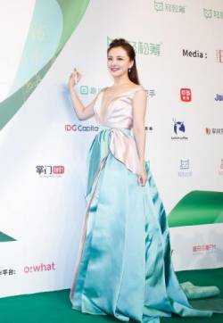 甘肃兰州女演员孙茜公益活动照图片