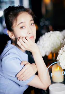 高清吉林省辽源女明星张佳宁夏日清爽写真图片图片