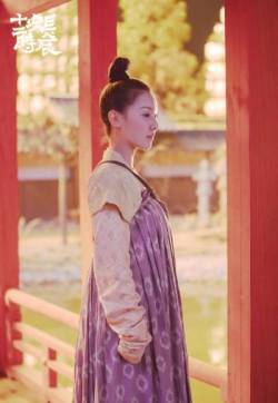内地沈阳女演员王鹤润《长安十二时辰》石榴裙图片