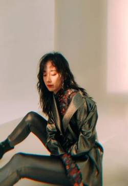 高清中国内地北京女演员朱颜曼滋性感甜美写真图片