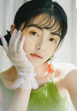 中国内地女广东陆丰模特章乐韵复古迷人写真图片