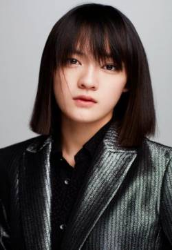 高清台湾美女文淇金属质感西装写真图片