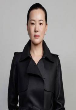 内地内蒙古呼和浩特女演员咏梅知性黑白写真图片