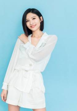 中国内地山东济南女演员吴优清新优雅活动写真图片