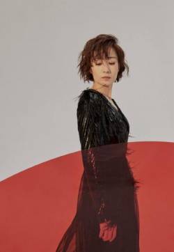 高清湖北武汉影视女演员刘敏涛时髦魅力写真图片