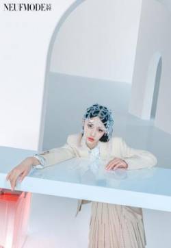 中国内地浙江省湖州影视女演员林允初秋果汁系写真图片