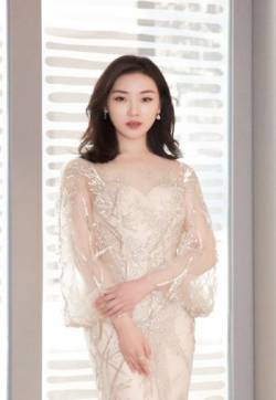 中国内地辽宁省沈阳女演员菅纫姿优雅迷人活动写真图片