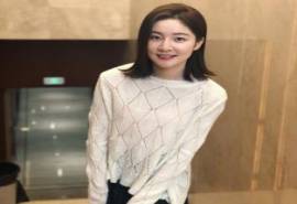中国大陆女演员崔心心清秀甜美写真图片
