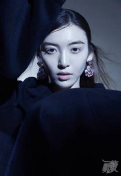 高清中国内地女演员美女尤靖茹朦胧光影大片写真图片