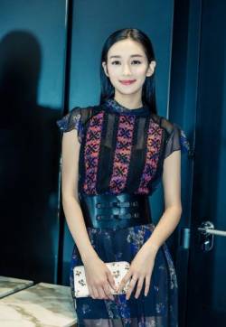 高清女明星李若宁甜美气质活动照图片
