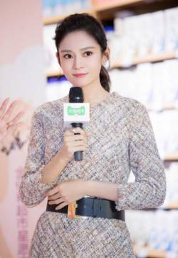 高清内地山东烟台女演员王媛可优雅知性写真图片