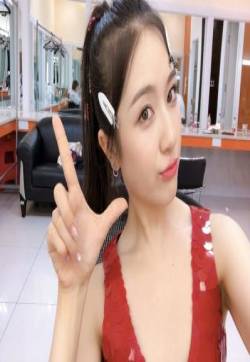 中国内地北京影视女演员李兰迪绿洲清秀自拍图片
