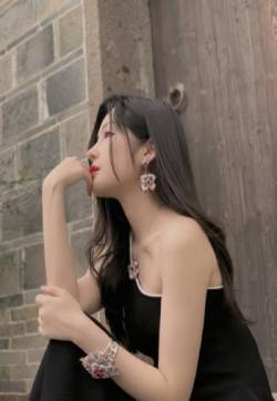 高清江西省萍乡美女汤晶媚清新秀丽街拍图片