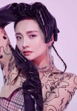 甘肃兰州女演员孙茜魅力性感写真图片
