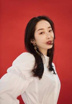 高清中国内地安徽芜湖女演员蒋梦婕复古优雅写真图片