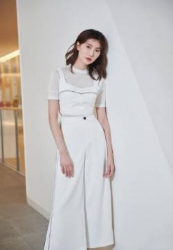 高清中国内地男演员男星赖艺2019腾讯视频年度活动照图片第张