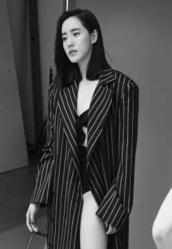 高清中国内地新生代功夫女明显王智性感撩人写真图片