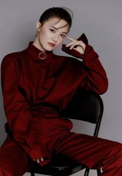 高清中国内地女演员美女梁婧娴时尚大气写真图片