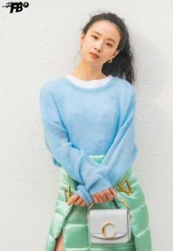 中国内地湖南长沙女演员李梦甜美元气时尚写真图片