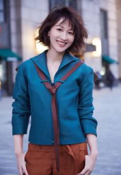 高清湖北武汉影视女演员刘敏涛温婉知性写真图片